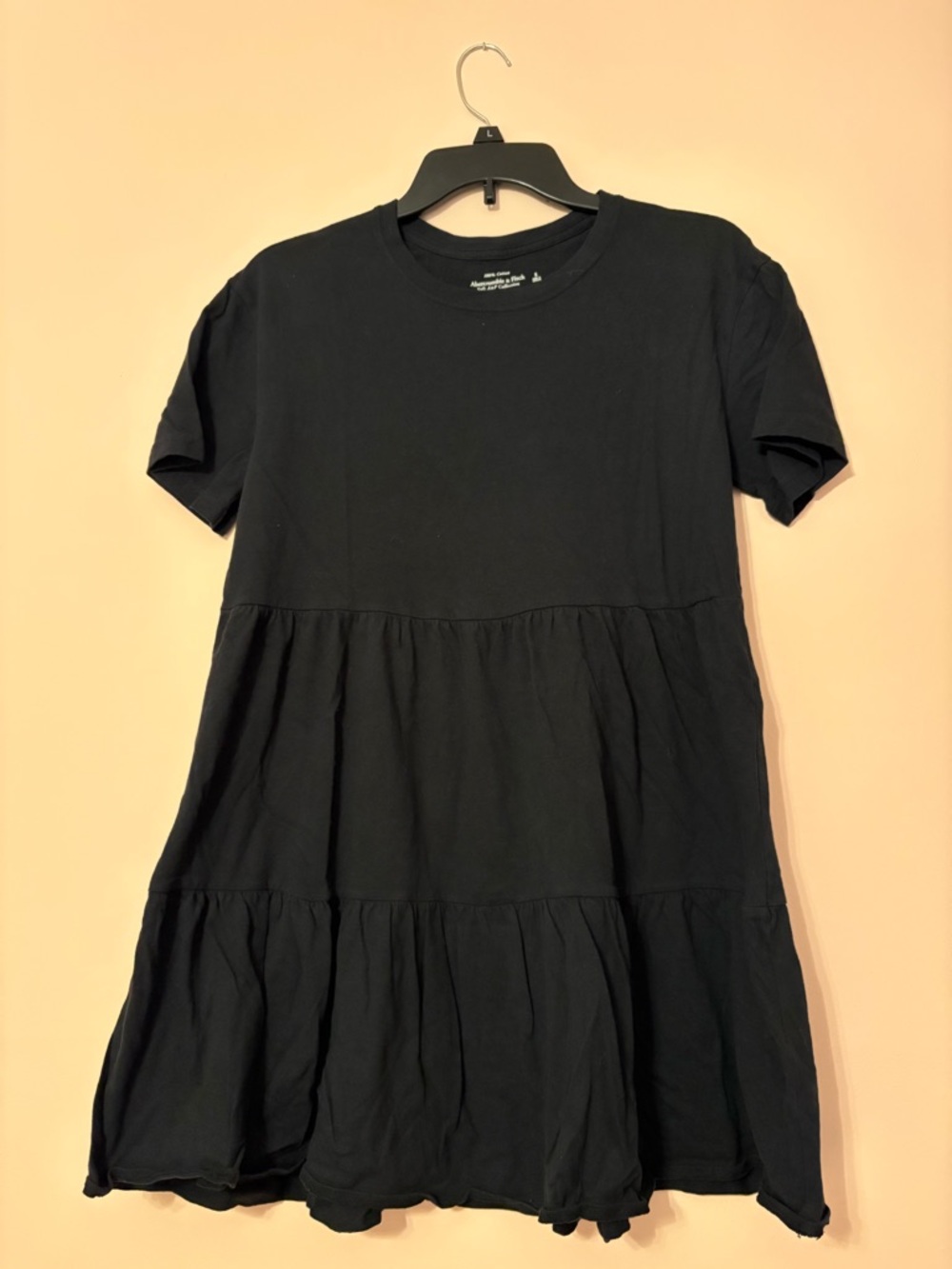 Abercrombie + Finch Black Tiered Short Sleeve Dress